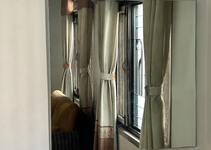 Shanti 2bhk Thamel 5 Min Walk 2nd Floor Apartment *