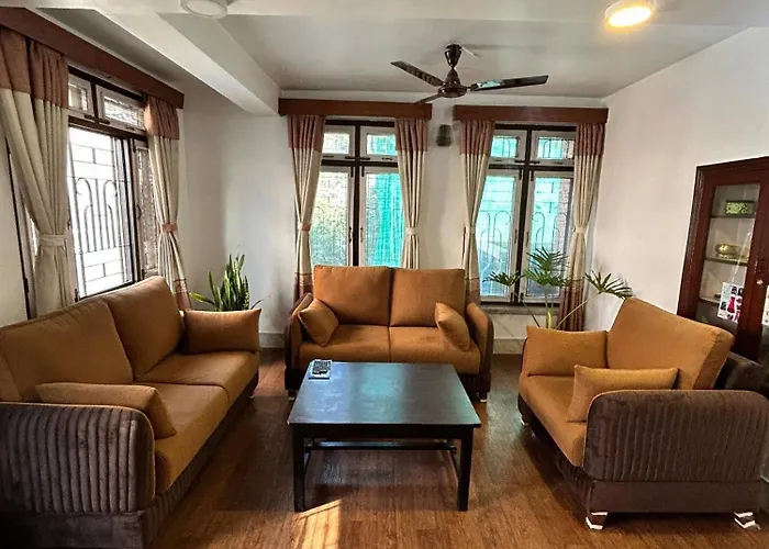 Shanti 2bhk Thamel 5 Min Walk 2nd Floor * Kathmandu