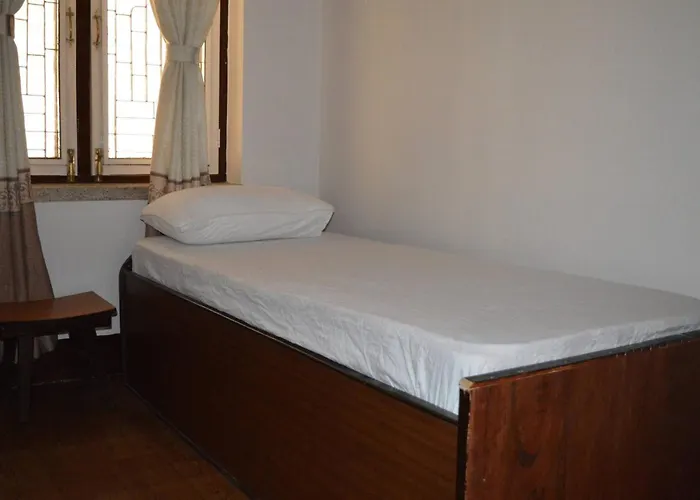 Shanti 2bhk Thamel 5 Min Walk 2nd Floor * Kathmandu