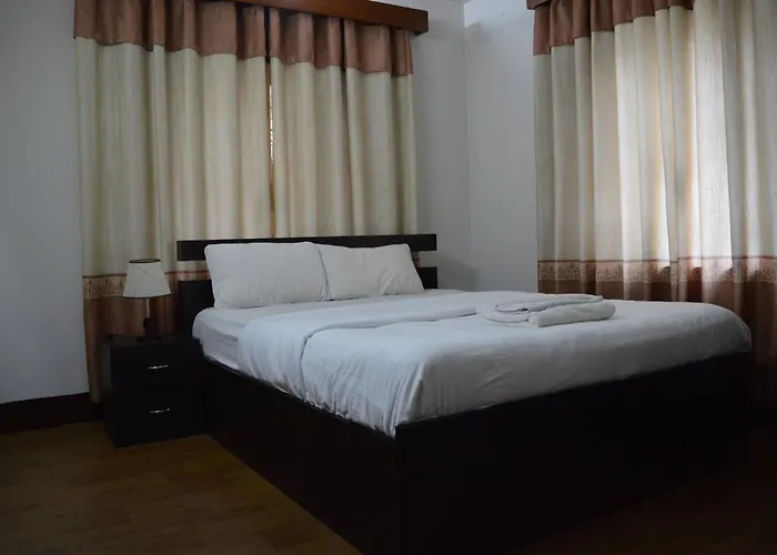 Shanti 2bhk Thamel 5 Min Walk 2nd Floor * Kathmandu